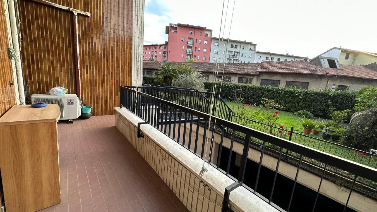 Dehomes - Two Bedrooms, Terrace, Wi-Fi, Tram To Centre & Rho Fiera Μιλάνο Εξωτερικό φωτογραφία